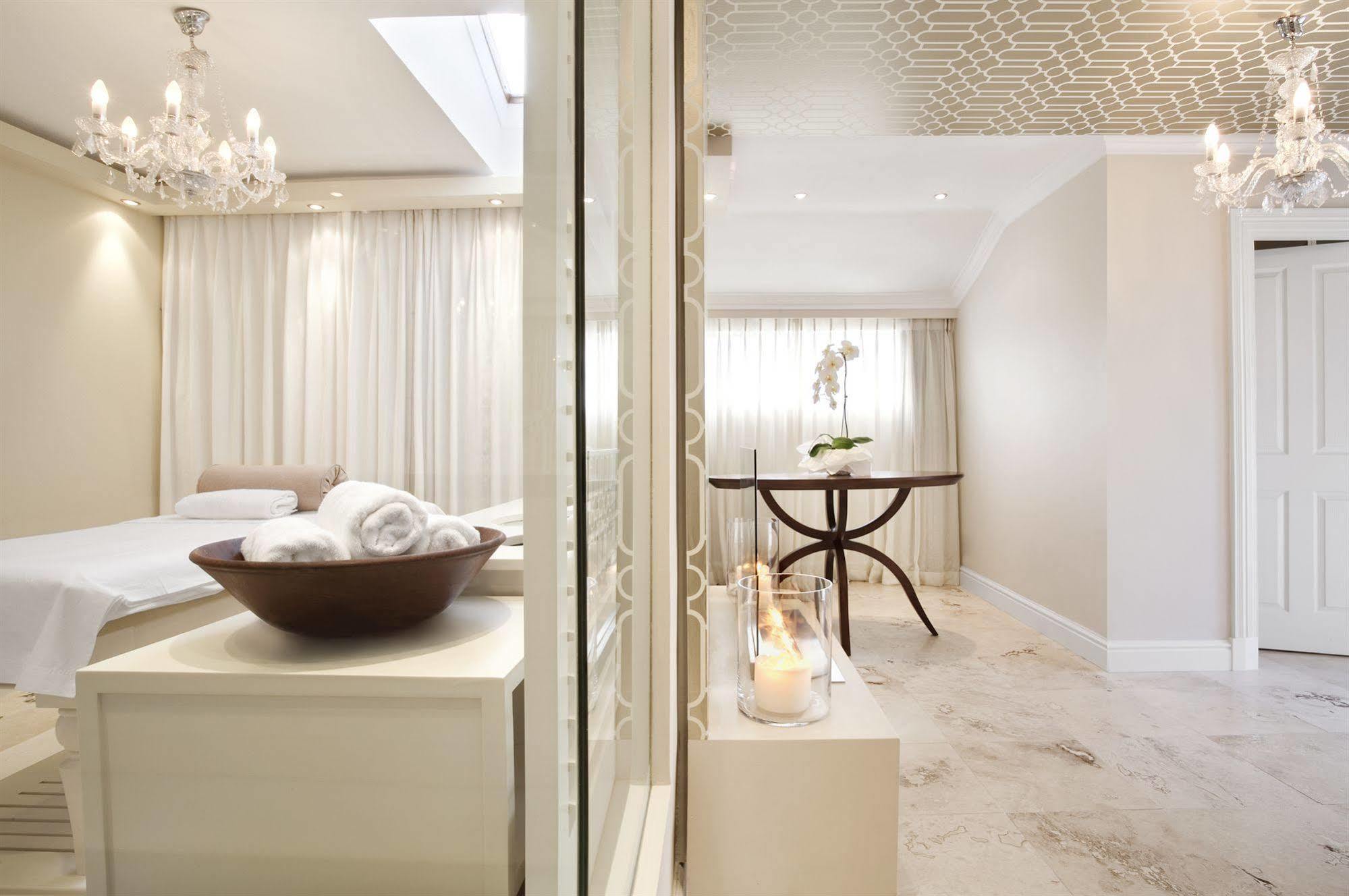 Banksia Boutique Hotel & Spa Fokváros Kültér fotó